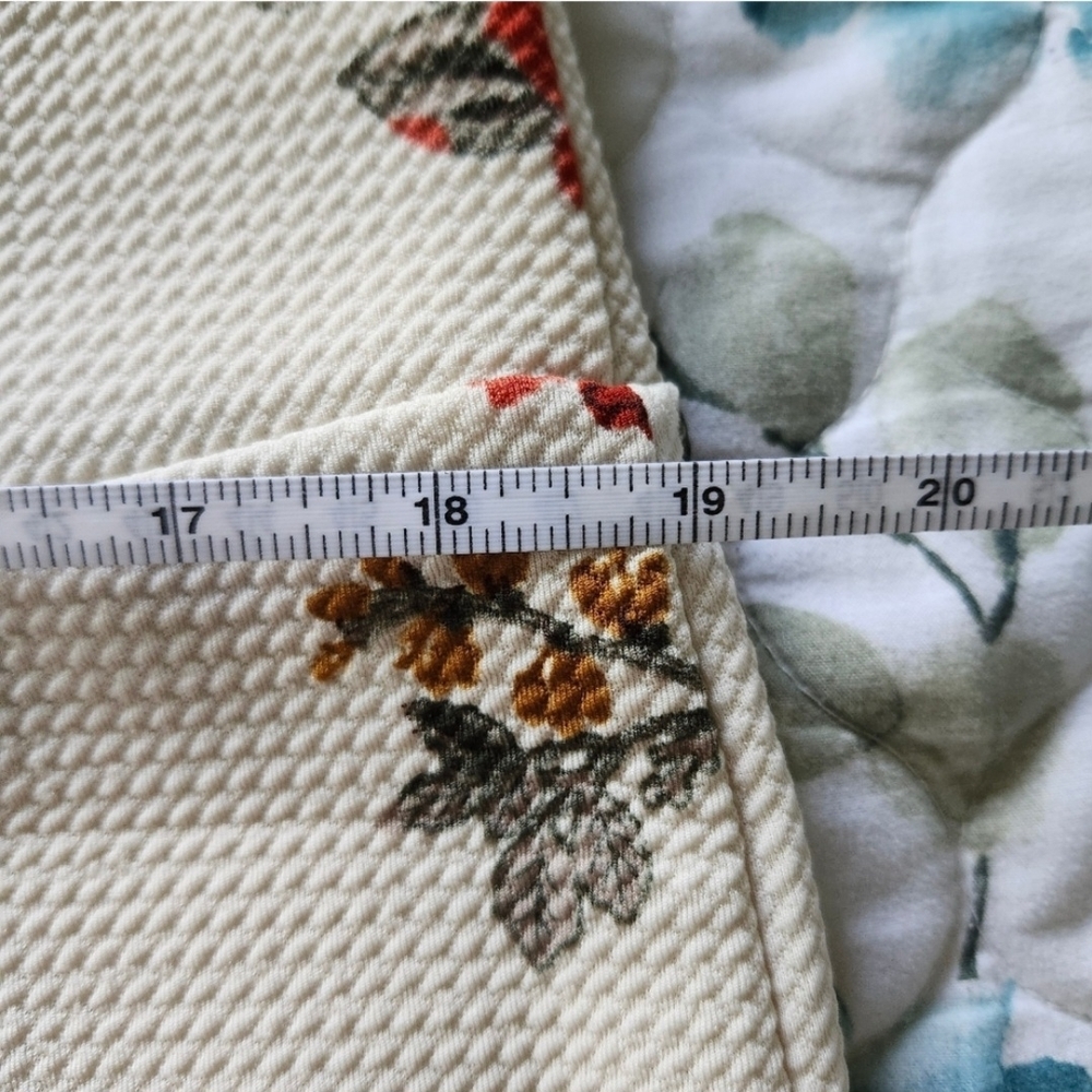 Floral Print Skirt - Red and Cream - Picture 3 of 6